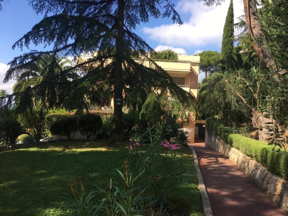 Clim Jardin Et Parking Prive -Piscine Tennis Et Park Vue Mer Grasse Exterior foto